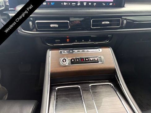 Certified 2025 Lincoln Aviator Reserve w/ Equipment Group 201A AWD/4WD image 20