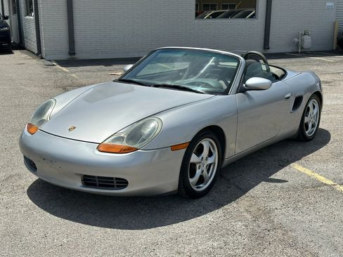 Used 2002 Porsche Boxster RWD image 3