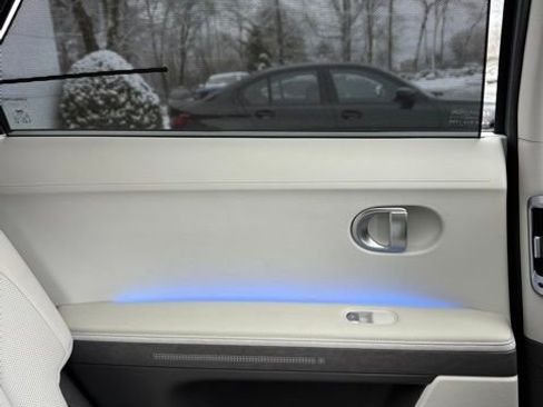 Used 2024 Hyundai Ioniq 5 Limited image 28