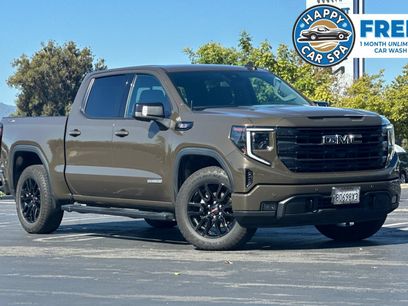 Used 2024 GMC Sierra 1500 Elevation w/ Elevation Premium Package