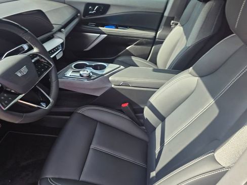 New 2026 Cadillac Optiq Luxury 1 RWD image 20