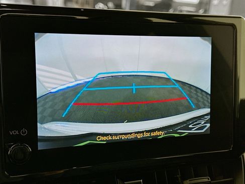 Used 2024 Toyota Corolla LE image 21