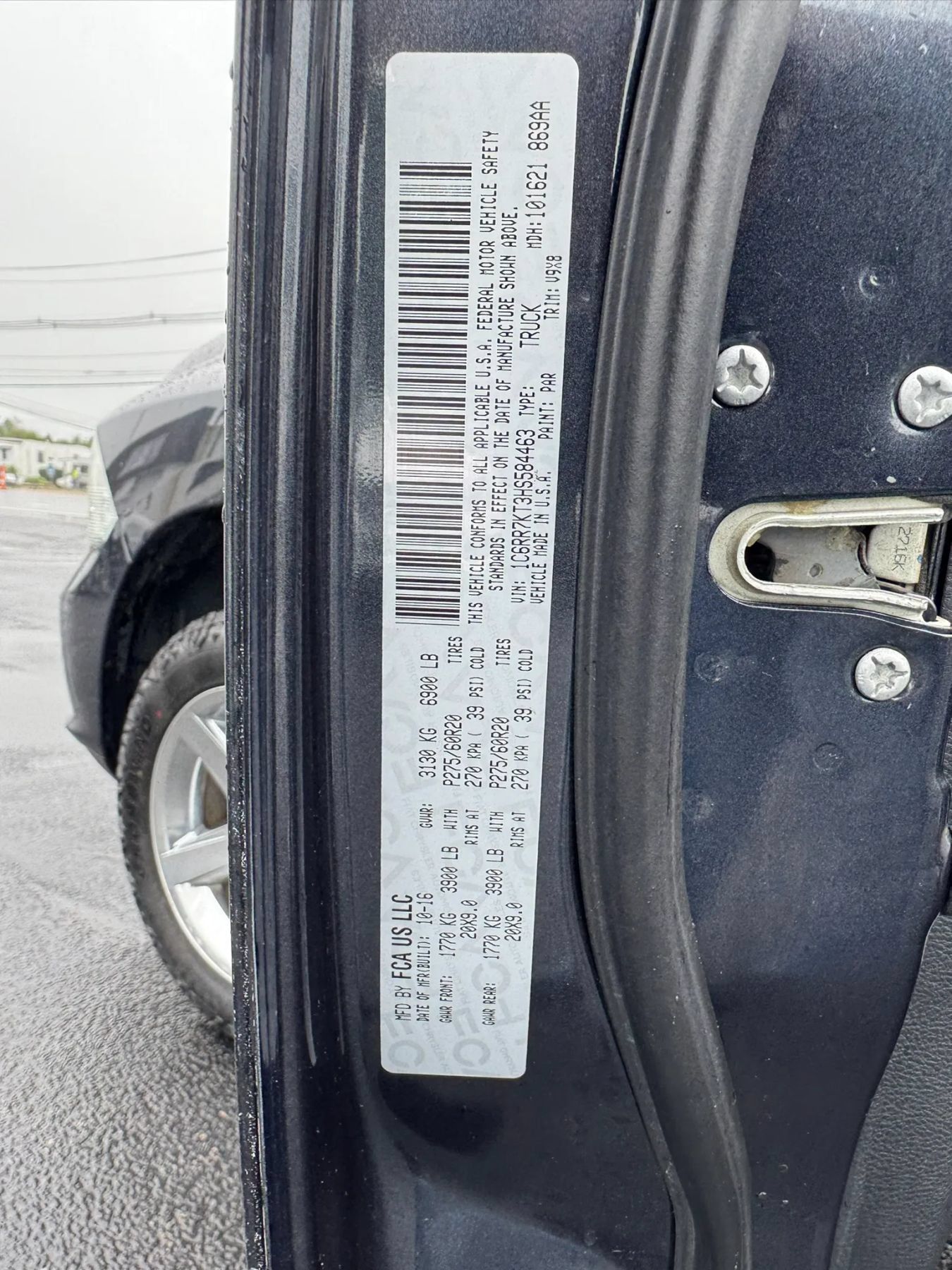 Used 2017 RAM 1500 Express AWD/4WD image 19