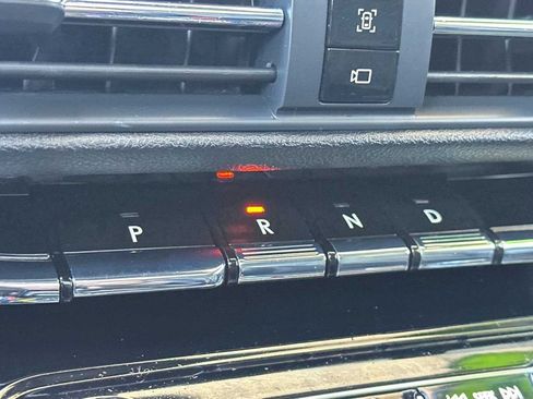 Used 2022 Lincoln Corsair Reserve w/ Equipment Group 201A image 24