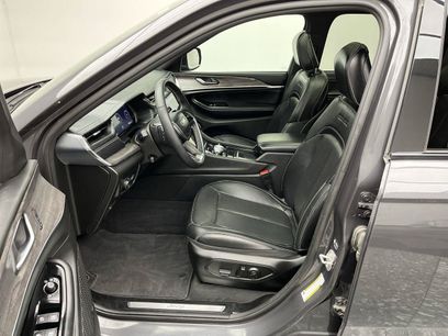Used 2023 Jeep Grand Cherokee Overland