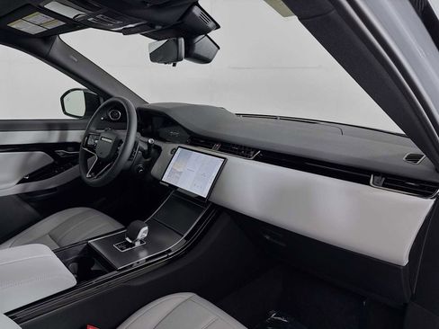 New 2026 Land Rover Range Rover Evoque S image 27