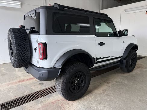 Used 2022 Ford Bronco Wildtrak image 6