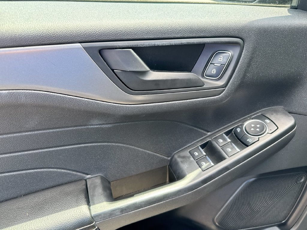 Used 2023 Ford Escape Active w/ Tech Pack #1 FWD image 21