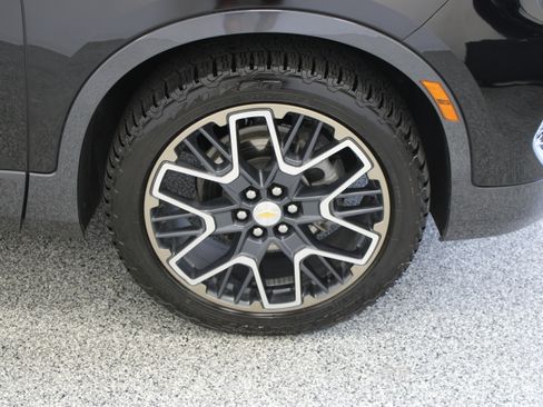 Used 2023 Chevrolet Blazer Premier w/ Driver Confidence II Package AWD/4WD image 5