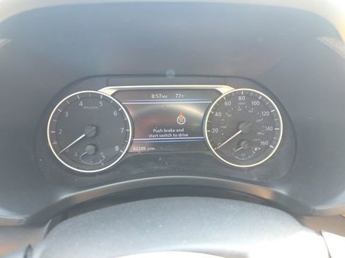 Used 2024 Nissan Sentra SV w/ SV Premium Package FWD image 13