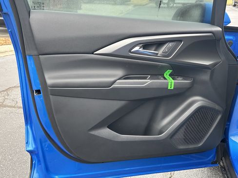 New 2026 Chevrolet Equinox EV LT image 12