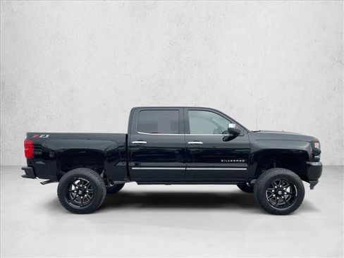 Used 2018 Chevrolet Silverado 1500 LTZ Z71 w/ LTZ Plus Package image 4