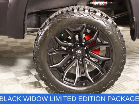 Used 2025 Chevrolet Silverado 1500 LTZ AWD/4WD image 22