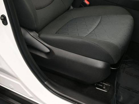 Used 2023 Toyota RAV4 XLE image 42