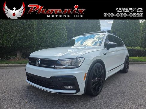 Used 2021 Volkswagen Tiguan SE R-Line image 1