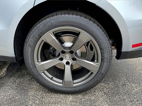 New 2025 Porsche Macan image 16