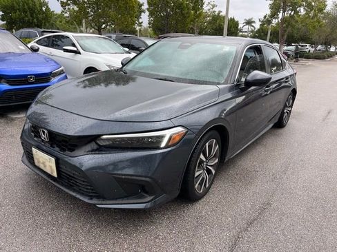 Used 2024 Honda Civic EX-L image 2