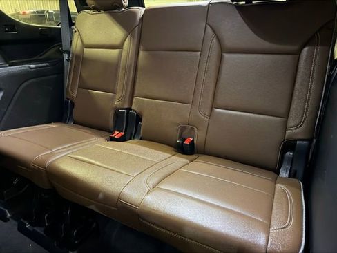 Used 2023 Chevrolet Tahoe High Country w/ LPO, Illumination Package image 22