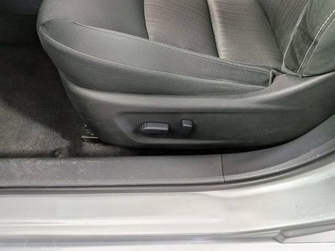 Used 2024 Nissan Altima 2.5 SV FWD image 13