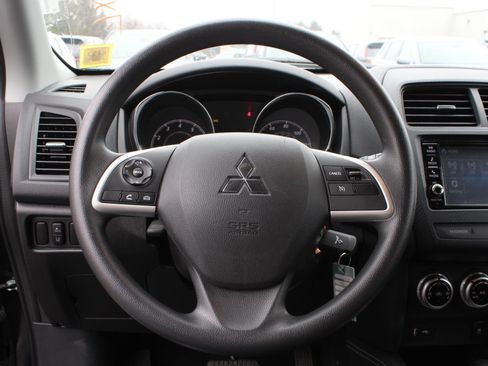 Used 2024 Mitsubishi Outlander Sport ES AWD/4WD image 10