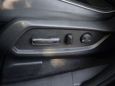 Used 2023 Honda Pilot Elite image 18