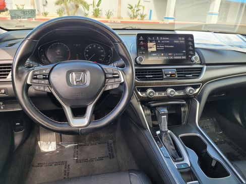 Used 2020 Honda Accord EX-L image 17