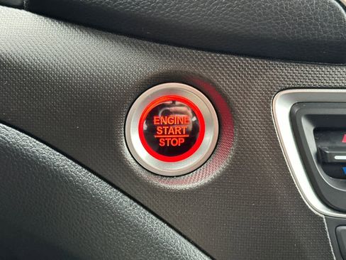 Certified 2022 Honda Pilot TrailSport image 25