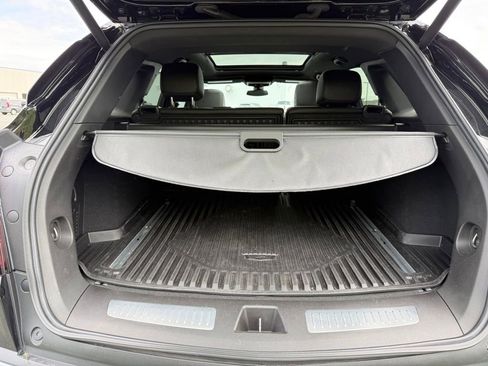 Used 2021 Cadillac XT5 Premium Luxury w/ LPO, Floor Liner Package AWD/4WD image 19