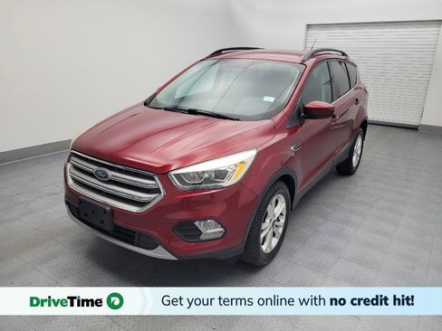 Used 2017 Ford Escape SE w/ Equipment Group 201A FWD image 1