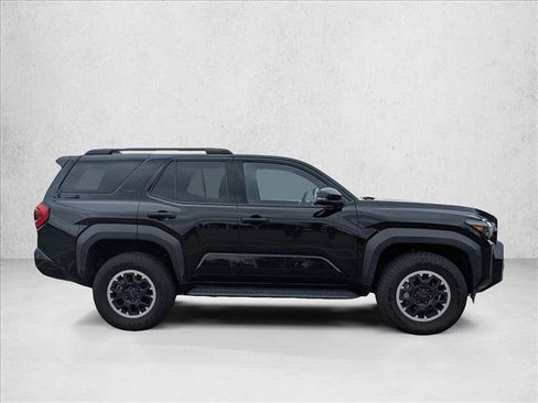 Used 2025 Toyota 4Runner TRD Off-Road AWD/4WD image 4