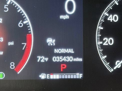 Used 2023 Honda Pilot Touring image 51