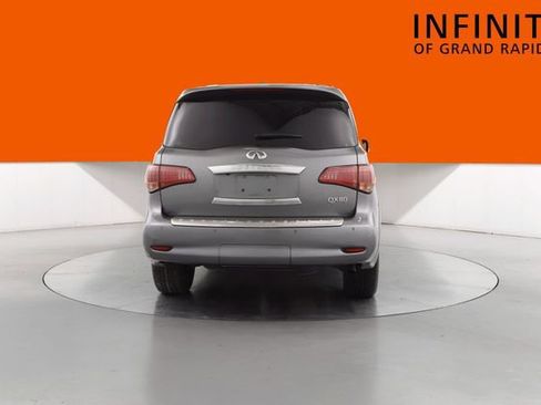 Used 2016 INFINITI QX80 4WD w/ Driver's Assistance Package image 4