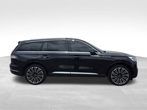 Certified 2023 Lincoln Aviator Black Label w/ Class IV Trailer Tow Package image 2