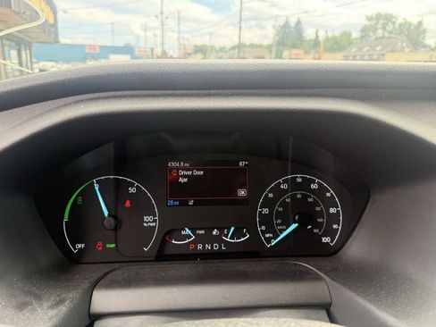 Used 2023 Ford E-Transit Medium Roof RWD image 15