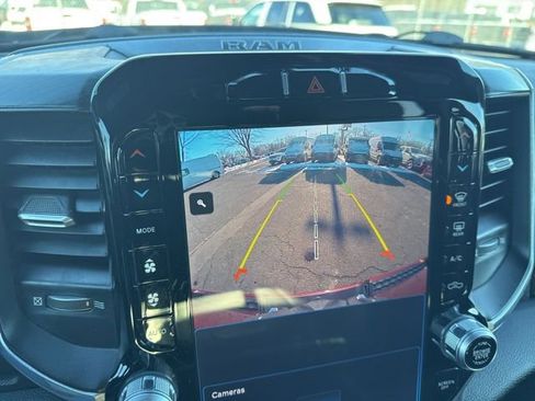 Used 2023 RAM 1500 Laramie image 11
