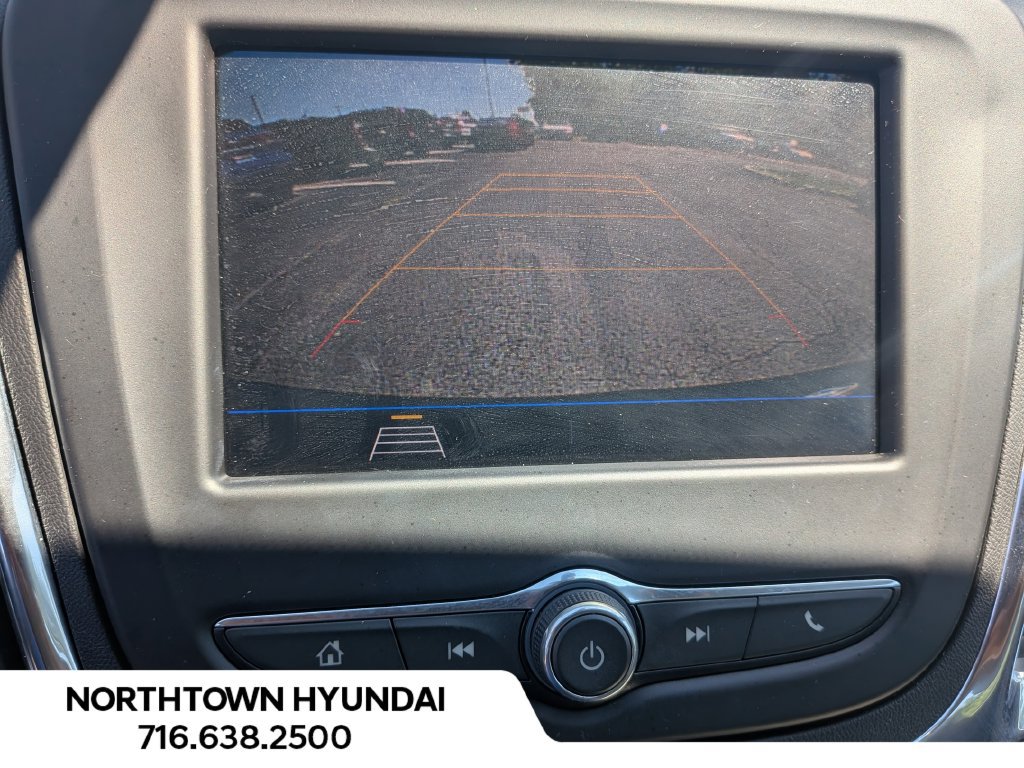 Used 2020 Chevrolet Equinox LS FWD image 14