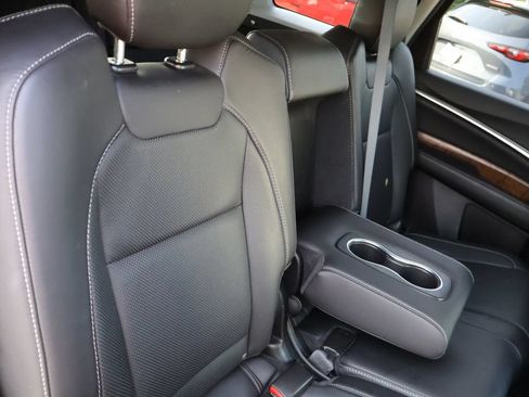 Used 2020 Acura MDX w/ Technology Package AWD/4WD image 12
