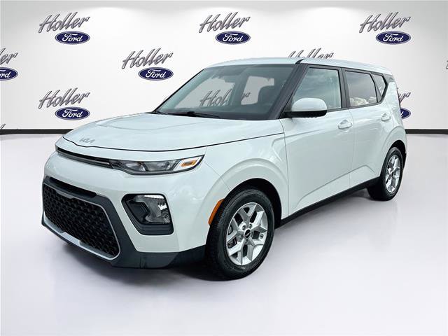 Used 2022 Kia Soul LX w/ Technology Package FWD image 3