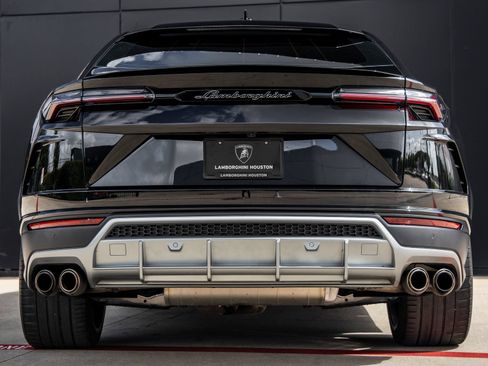 Used 2022 Lamborghini Urus AWD/4WD image 7