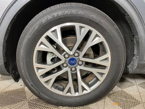 Certified 2021 Ford Escape SEL w/ Technology Package image 12