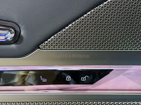 New 2026 BMW 750e xDrive image 22