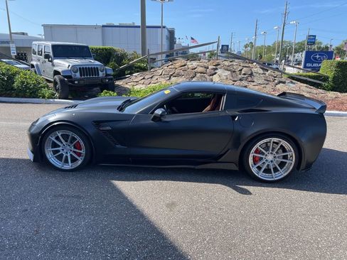 Used 2019 Chevrolet Corvette Z06 image 8