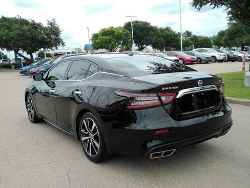 Used 2021 Nissan Maxima 3.5 SV w/ Floor Mat Group FWD image 9