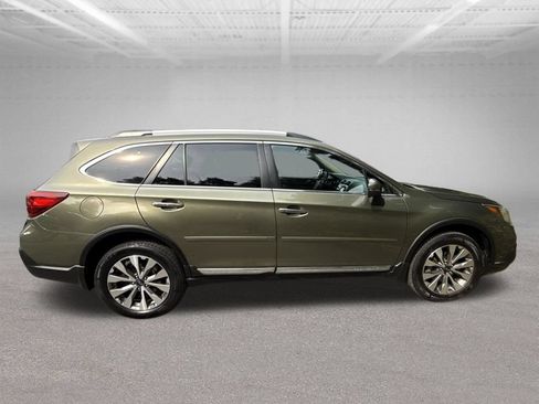 Used 2019 Subaru Outback 2.5i Touring w/ Protection Package #1 AWD/4WD image 4