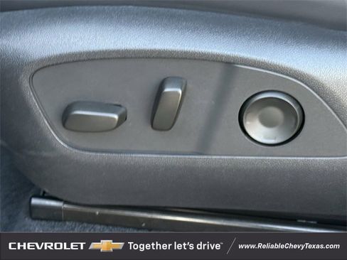 Certified 2025 GMC Acadia Denali image 28