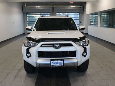 Used 2023 Toyota 4Runner TRD Off-Road image 2