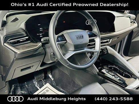 Certified 2025 Audi Q5 Premium AWD/4WD image 13