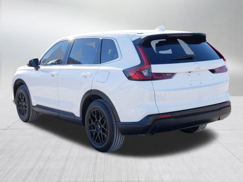 Used 2023 Honda CR-V EX image 5