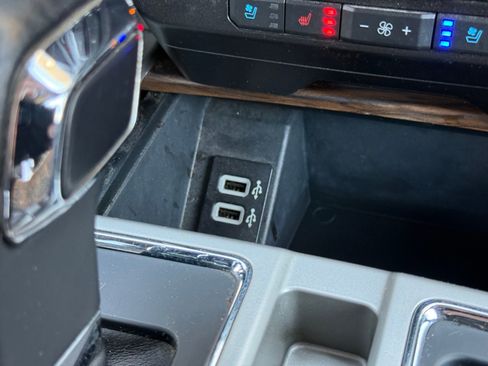 Used 2019 Ford F150 Lariat AWD/4WD image 28