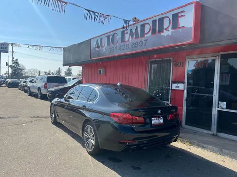 Used 2019 BMW 530i 530i Sedan 4D w/ Convenience Package image 4